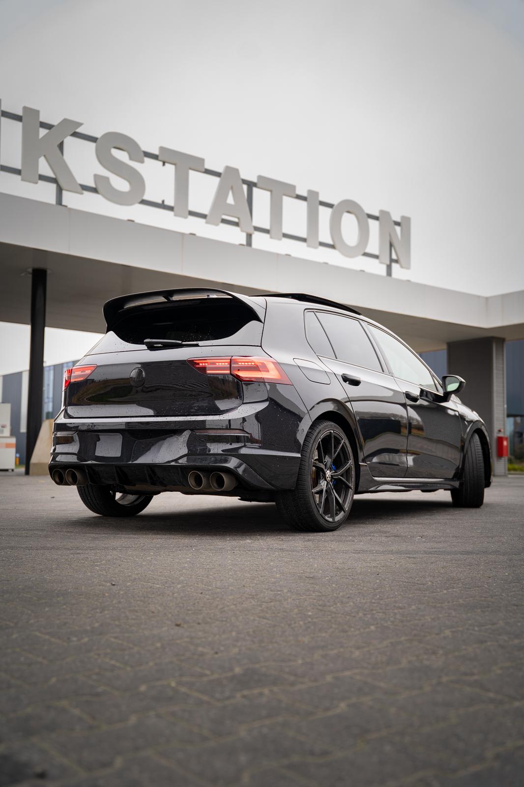 Volkswagen Golf 8R Performance