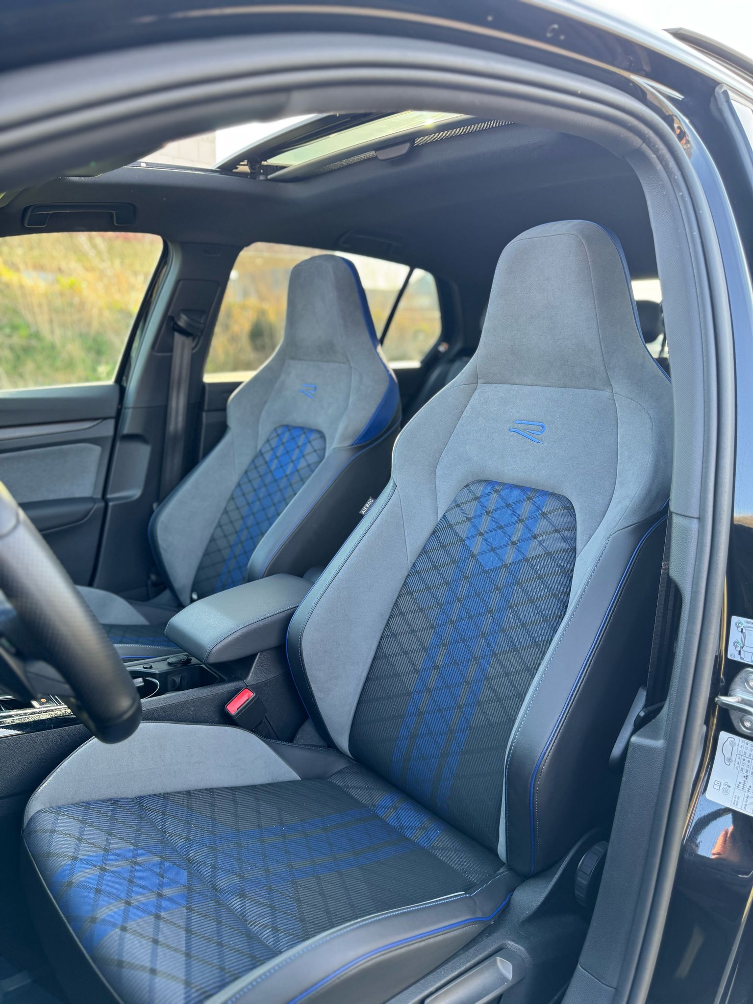 Volkswagen Golf 8R Performance