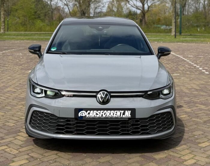 Volkswagen Golf 8 GTI CarsForRent