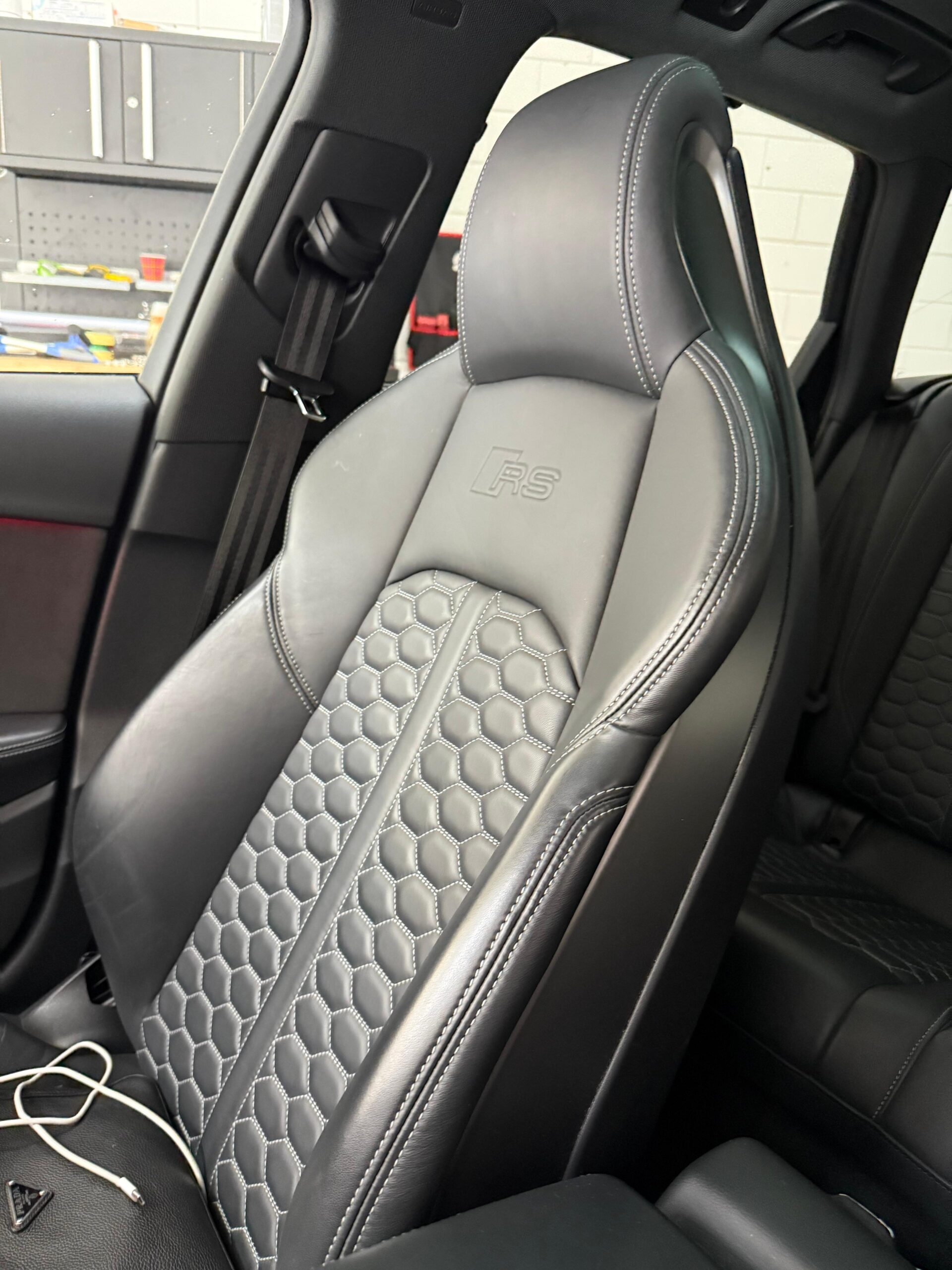 Audi RS4 + Middendemper delete