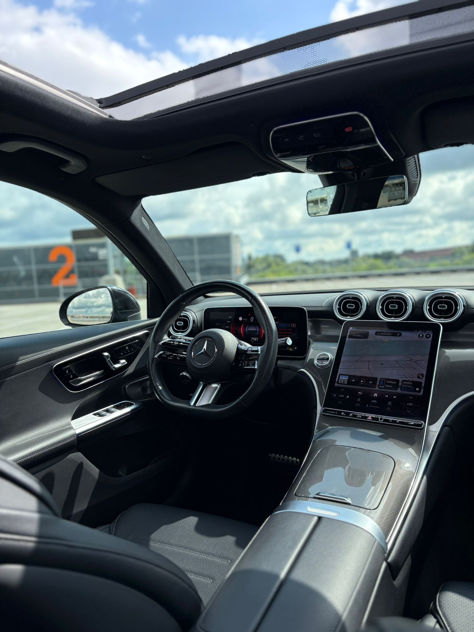 Mercedes Benz GLC400