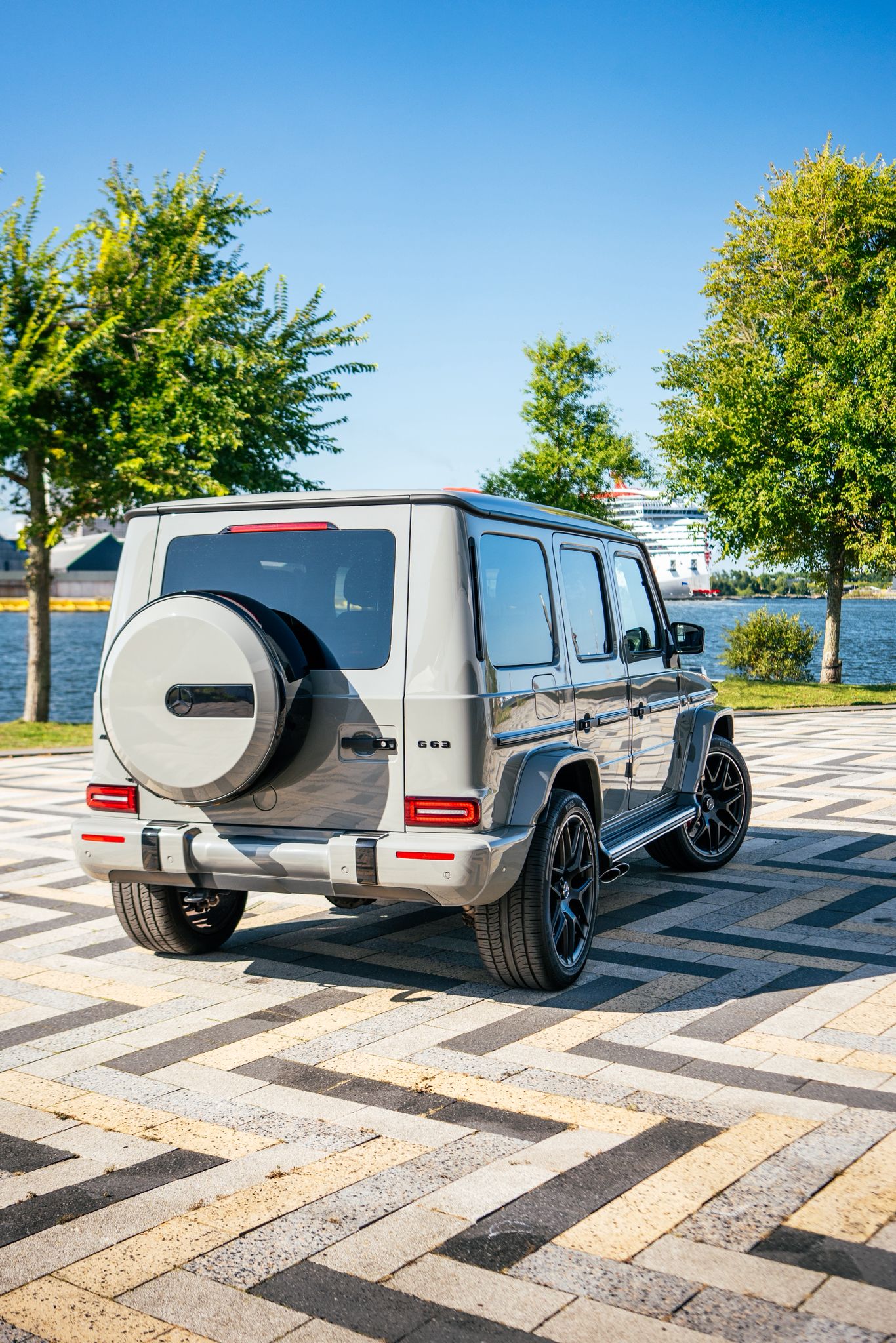 Mercedes Benz G63 AMG