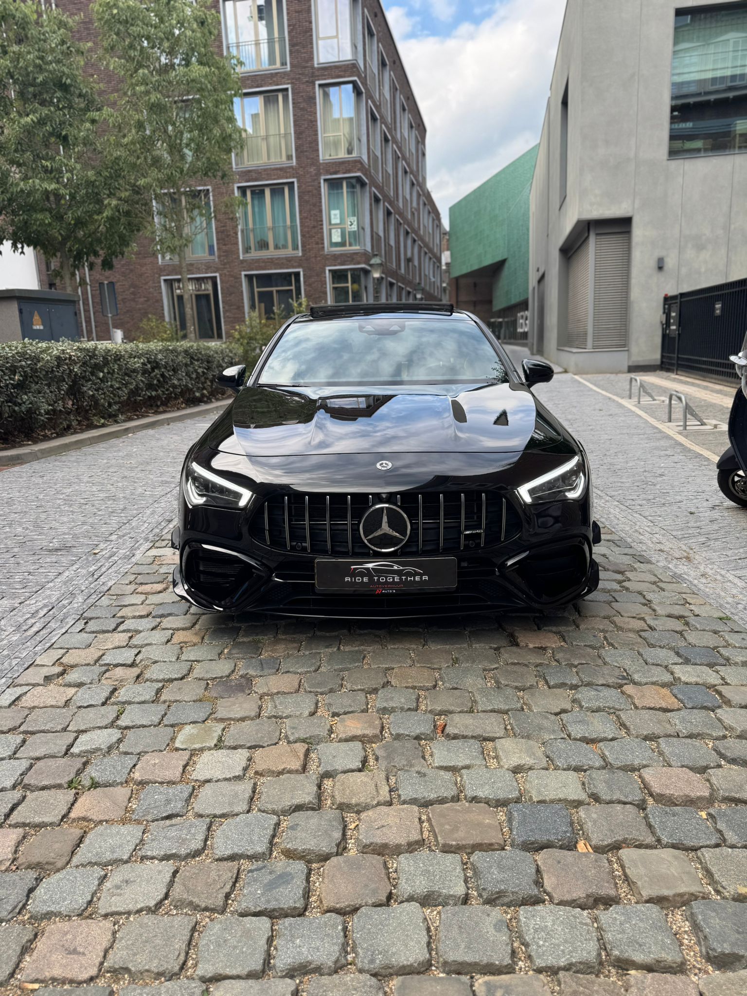 Mercedes Benz CLA45s AMG